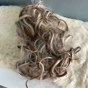 Clip On 23” Hair Extensions